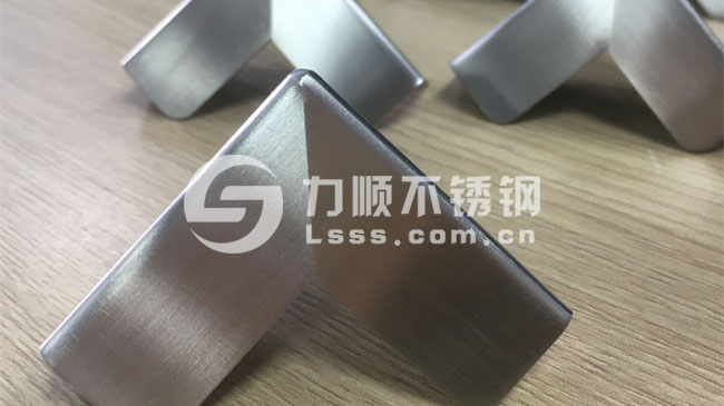 米兰电竞,点燃电子竞技激情,成就电竞梦想
拉丝板试样成功，获得客户认可